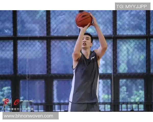 杭州篮球队在锦标赛中的耐力表现分析与启示 杭州篮球队在锦标赛中的耐力表现分析与启示