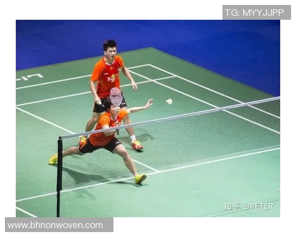 南京羽毛球队战术解析：深度剖析盯防策略与技术运用