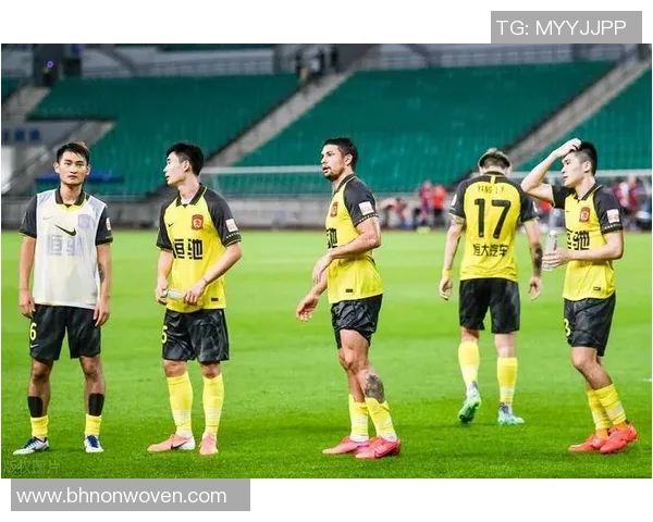 西安足球队在全国耐力排行榜中荣登第七名展现出色竞技状态 西安足球队在全国耐力排行榜中荣登第七名展现出色竞技状态