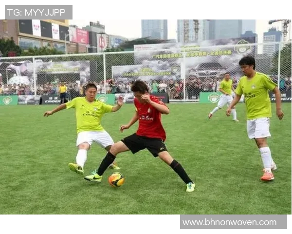 赛后分析：深圳足球队与上海足球队的精彩对决及战术反思