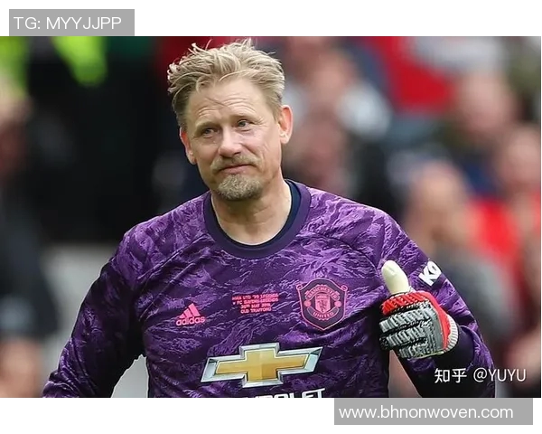 足球明星欧切尔的传奇之路与球场背后的故事揭秘 足球明星欧切尔的传奇之路与球场背后的故事揭秘